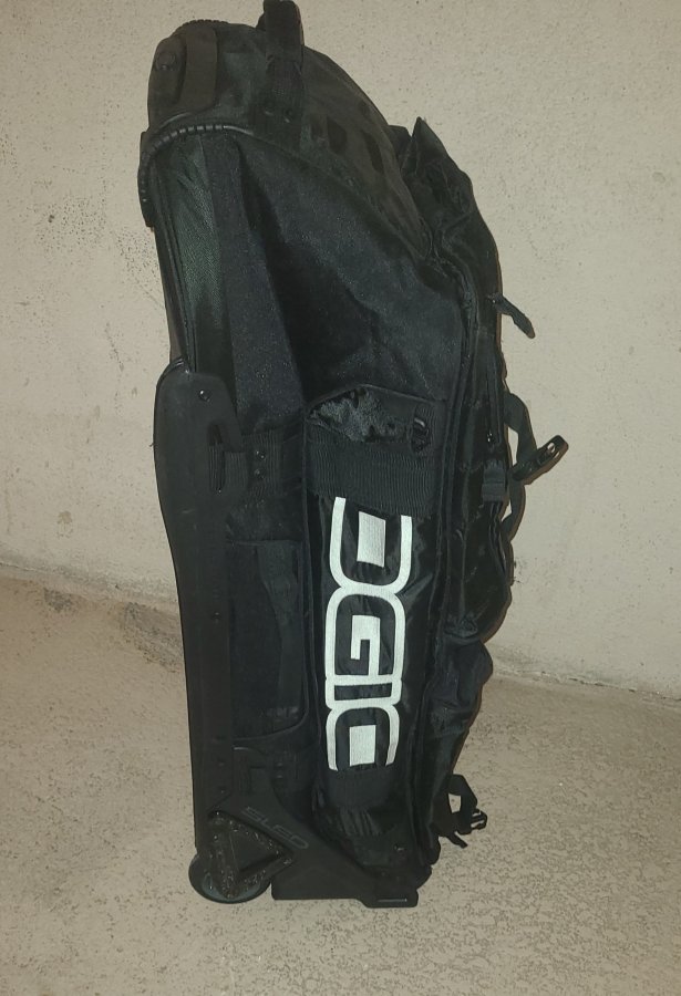 WTS Full Tilt Poker Branded Ogio Bus Travel Bag With Detachable