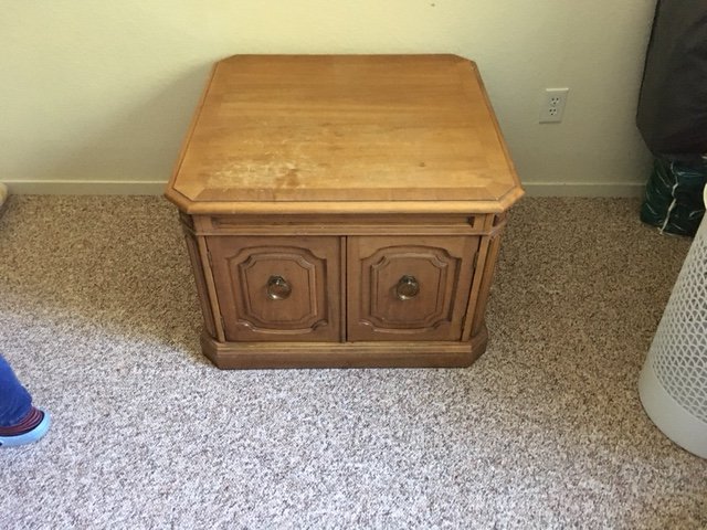 end_table_2.jpeg