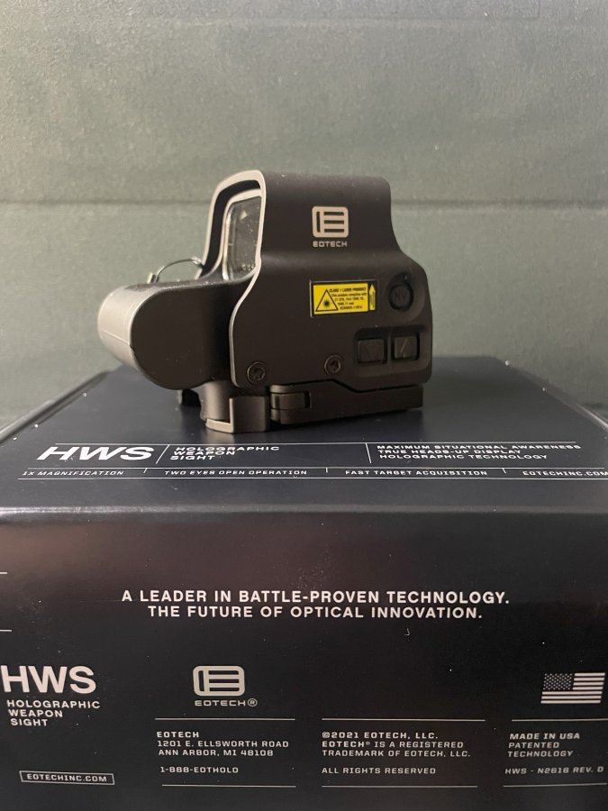 Eotech Left.jpeg