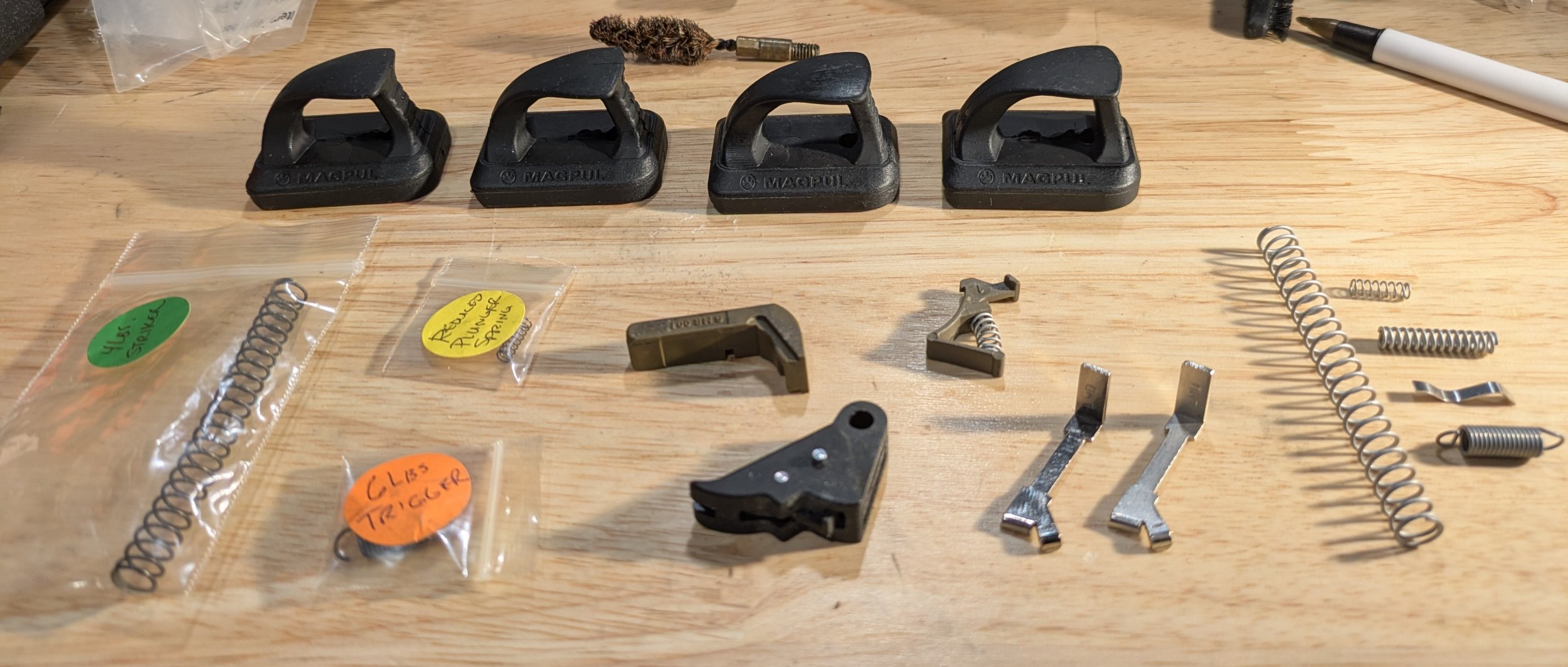 Glock Parts02.jpg