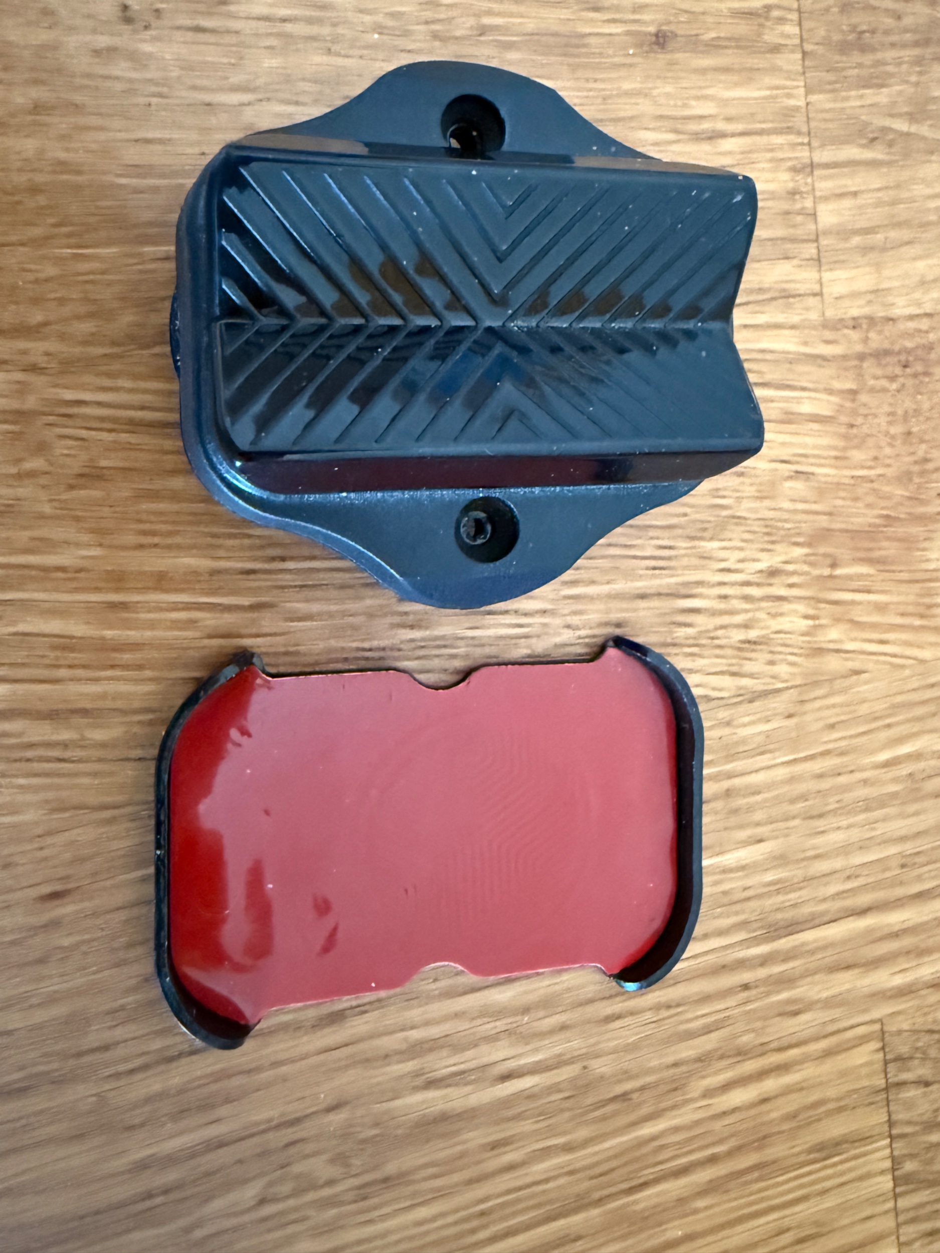 MagneticPistolMounts:Holders 1.JPG