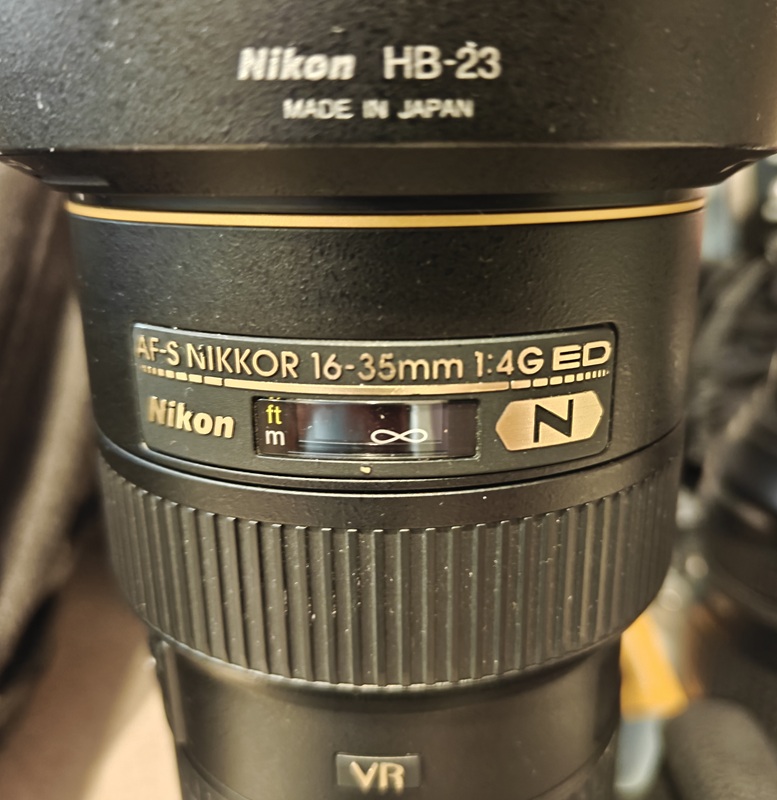 Nikon 2.jpg