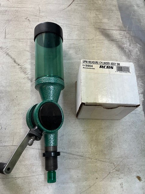 RCBS_POWDER_MEASURE_W_EXTRA_CYLINDER.JPG