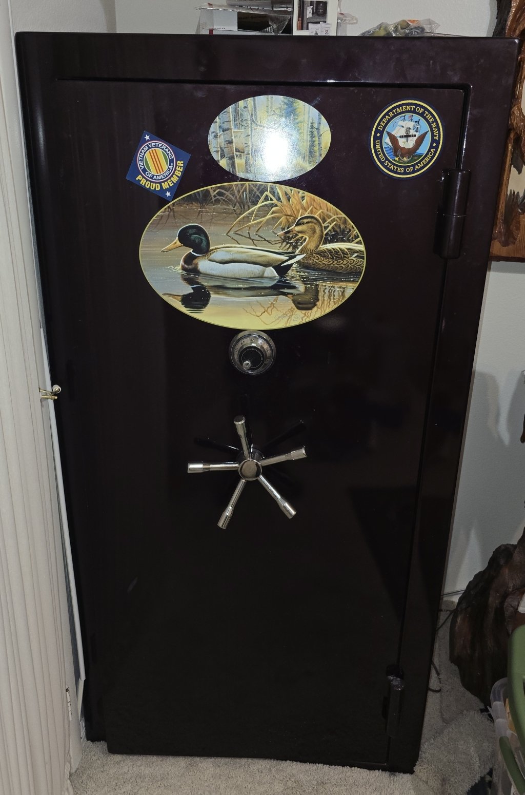 Safe1.jpg