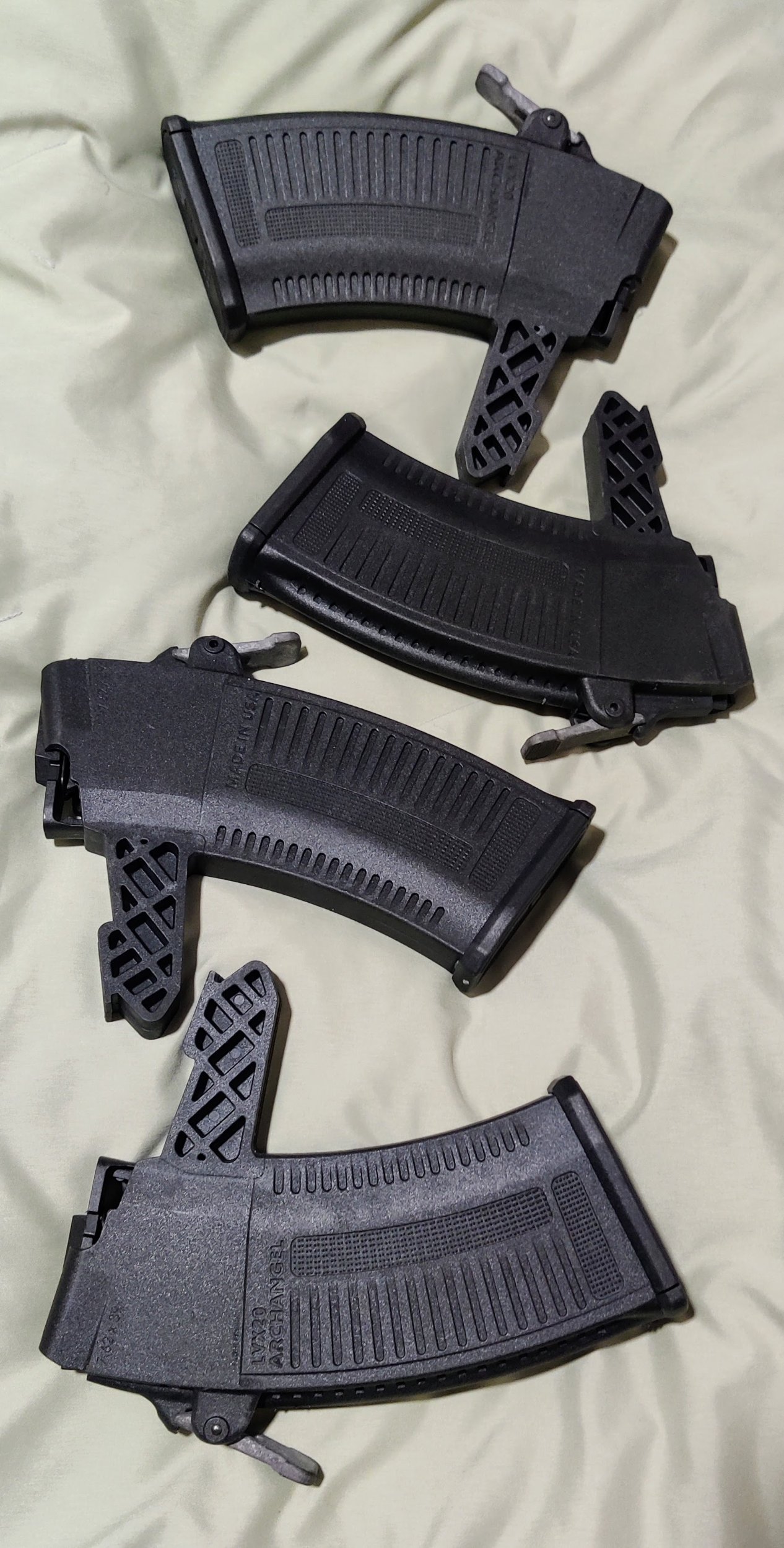 SKS mag04.jpg