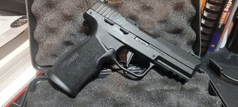 Sig 322 4.jpg