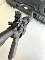 POV_R_8426.jpg POV_R_8426.jpg